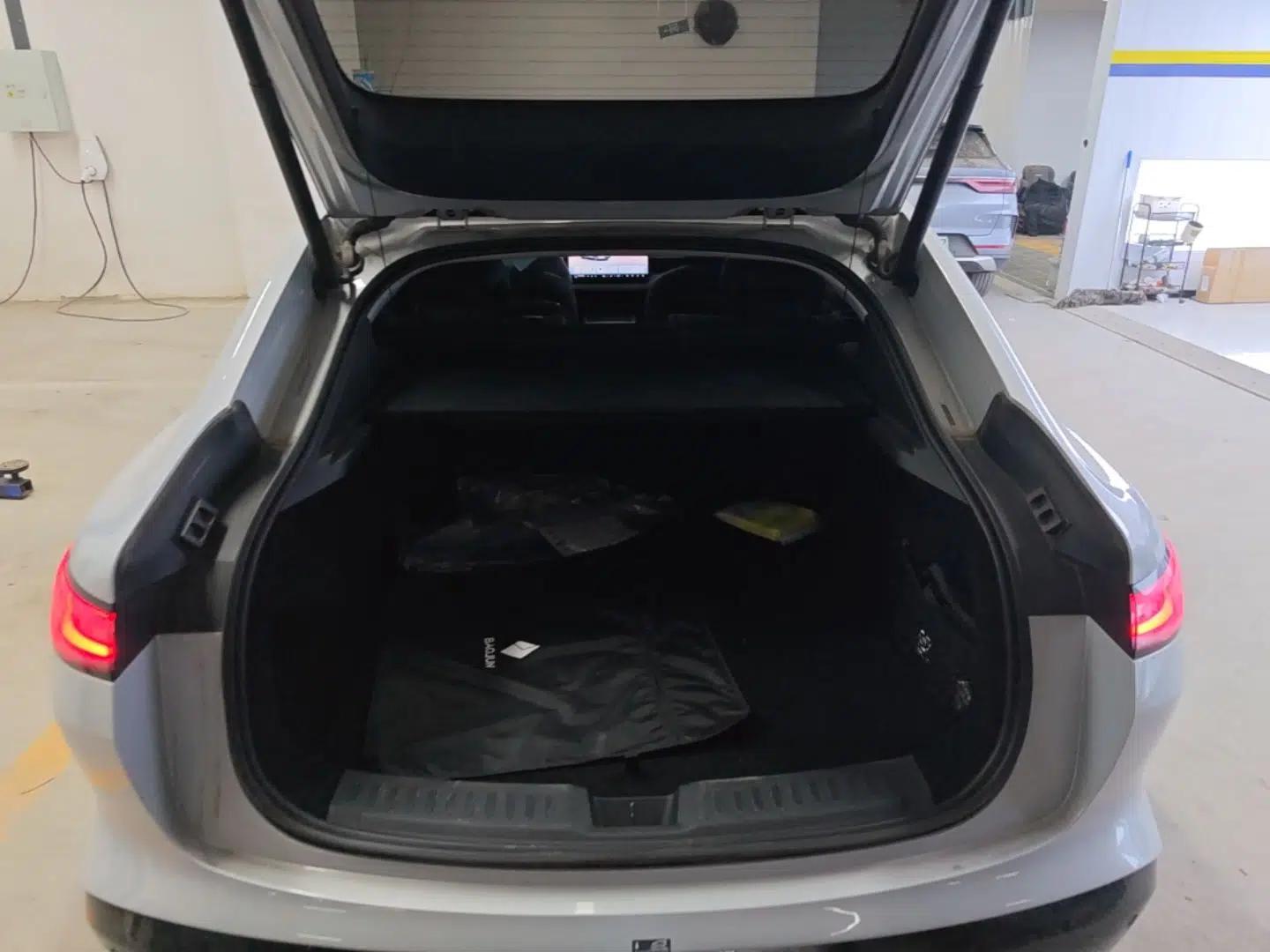 Baojun Enjoy 2025 Plug-in Hybrid 140km Luxury Edition — миниатюра 22