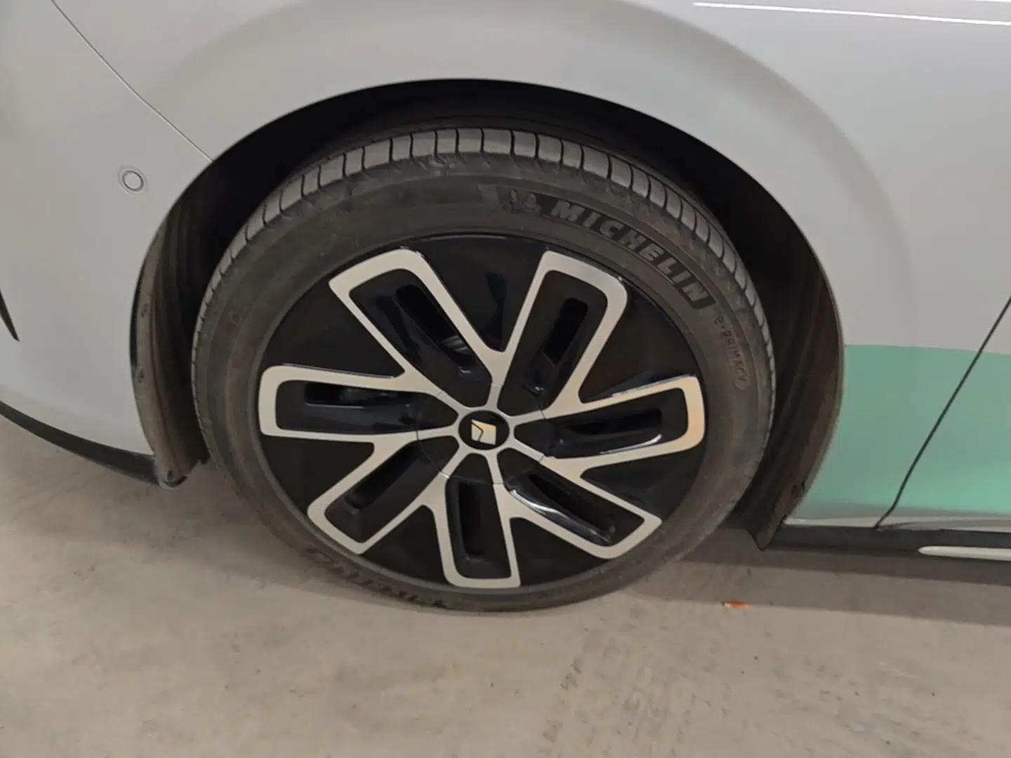 Baojun Enjoy 2025 Plug-in Hybrid 140km Luxury Edition — миниатюра 8