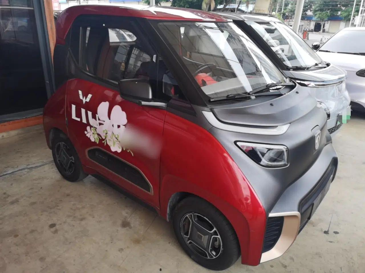 Baojun E200 2018 Smart Enjoy Edition — миниатюра 3