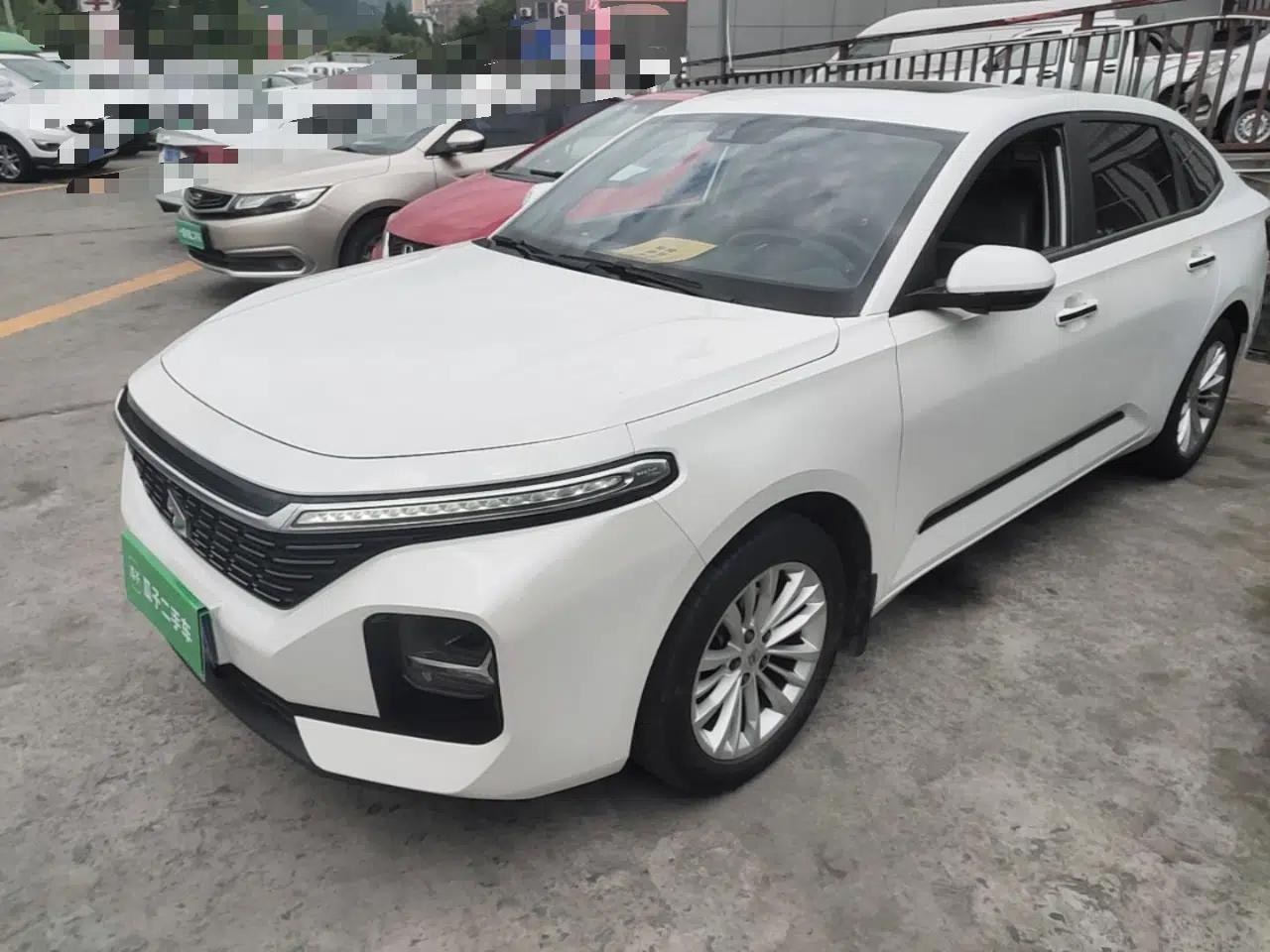 Baojun RC-5 2020 1.5T Manual Smart Luxury Edition — миниатюра 1