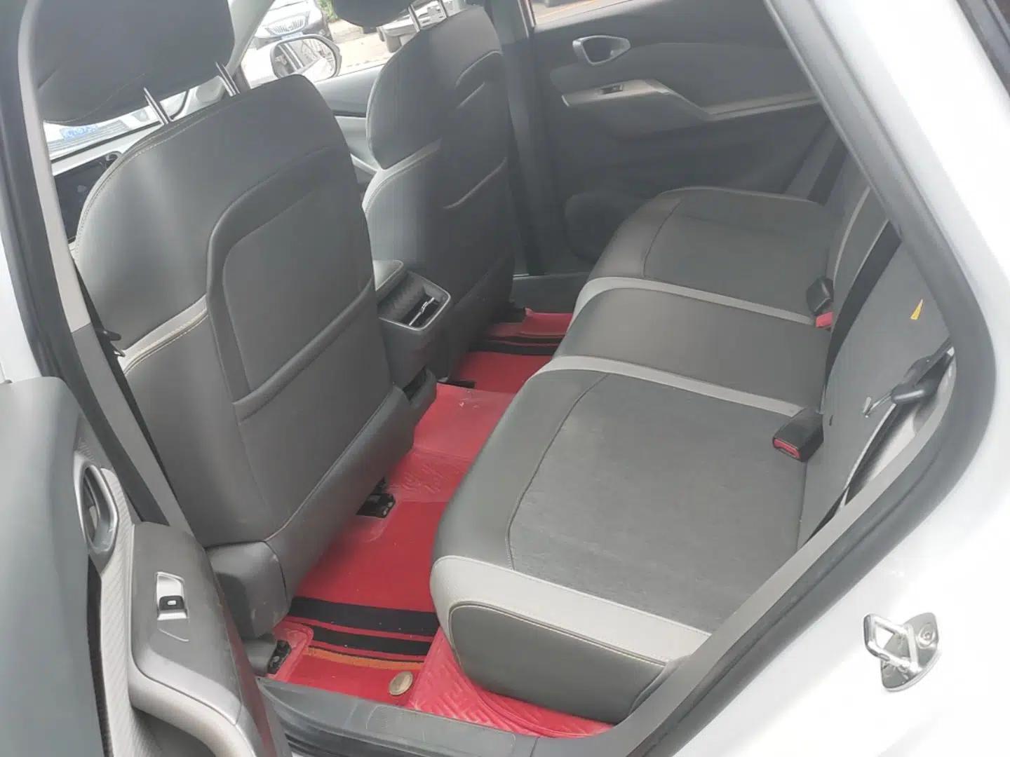Baojun RC-5 2020 1.5T Manual Smart Luxury Edition — миниатюра 20