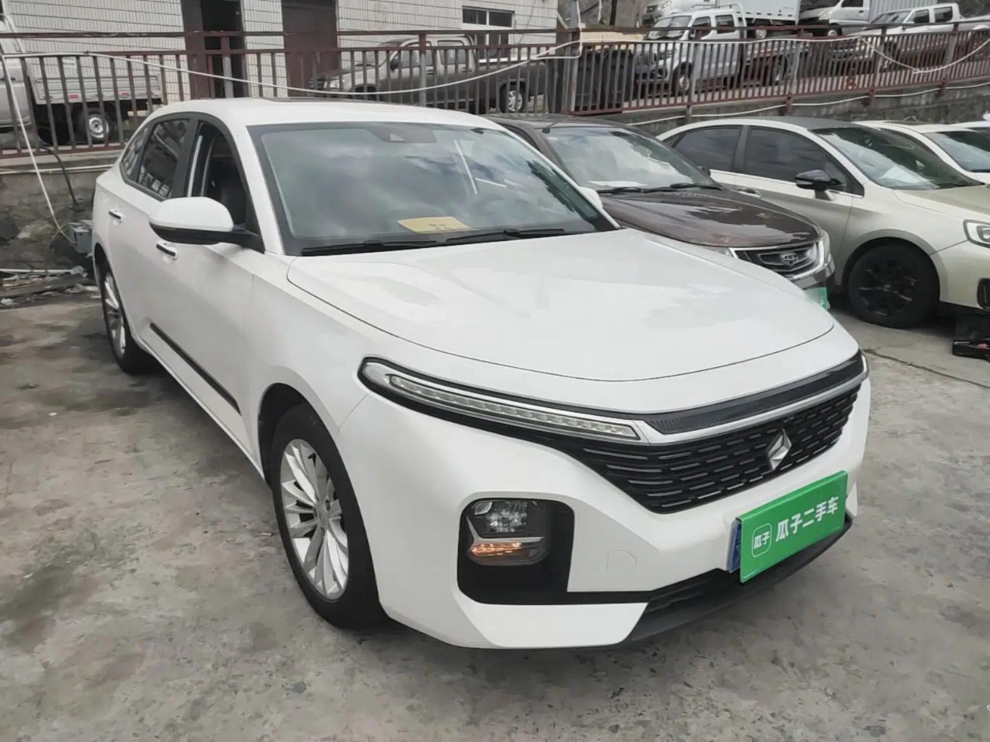 Baojun RC-5 2020 1.5T Manual Smart Luxury Edition — миниатюра 3