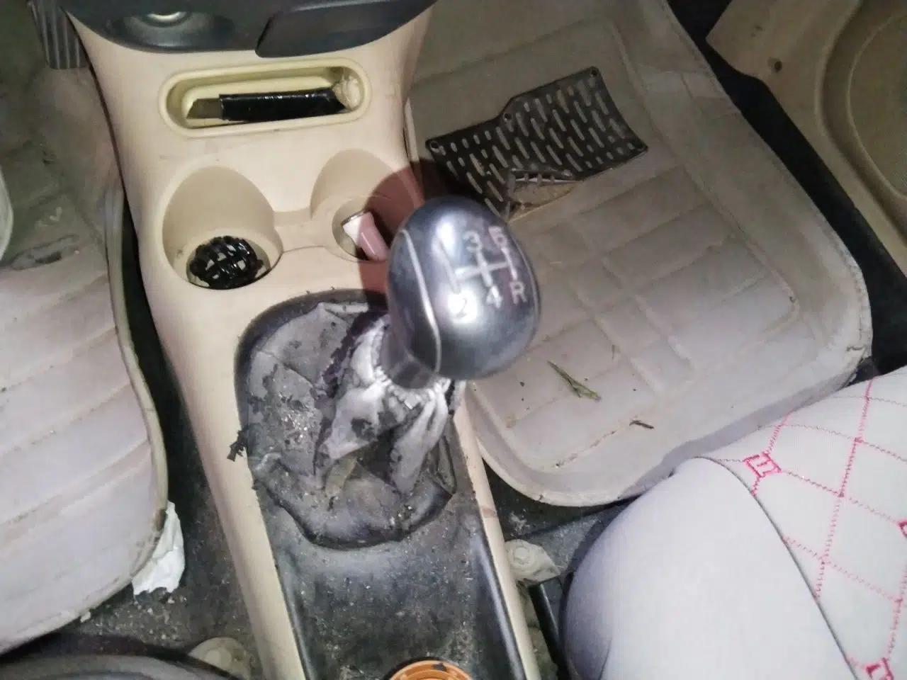 Baojun Lechi 2012 1.0L Manual P-TEC Superior Model — миниатюра 15