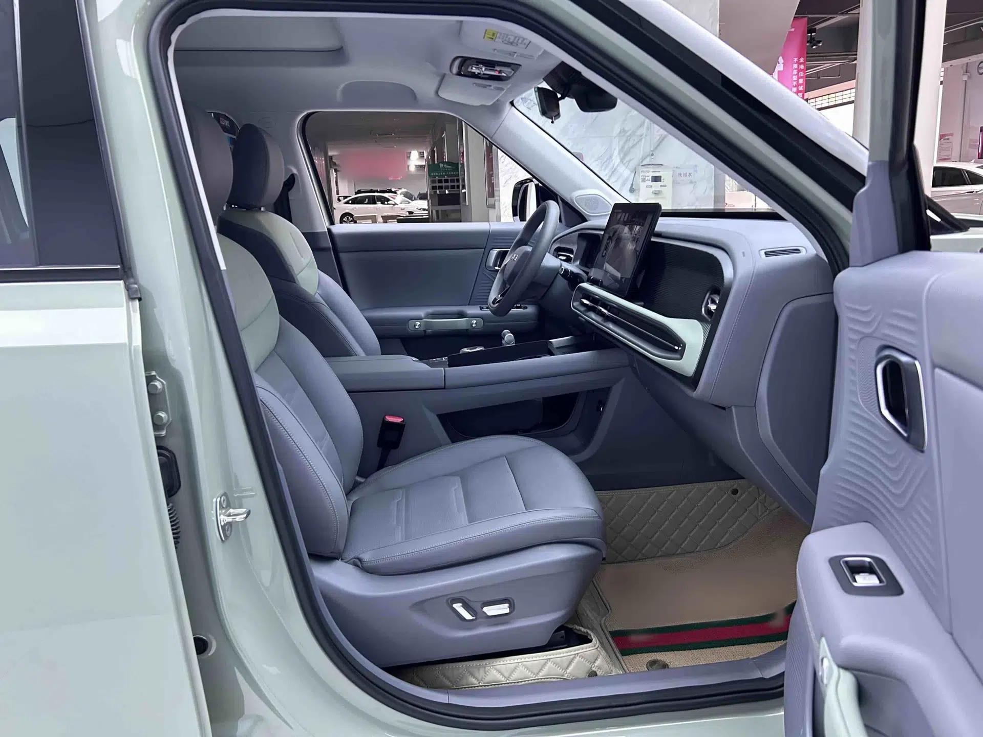 BAIC Off-Road BJ30 2024 1.5T Magic Electric Drive Advanced Version — миниатюра 27