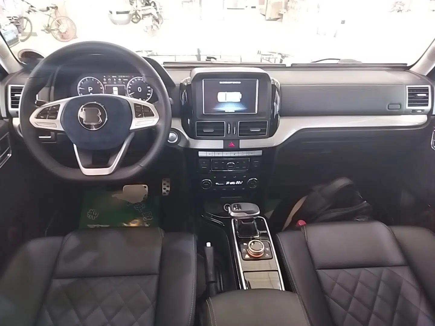 BAIC Off-Road BJ80 2020 3.0T Automatic Glory Flagship Edition — миниатюра 13