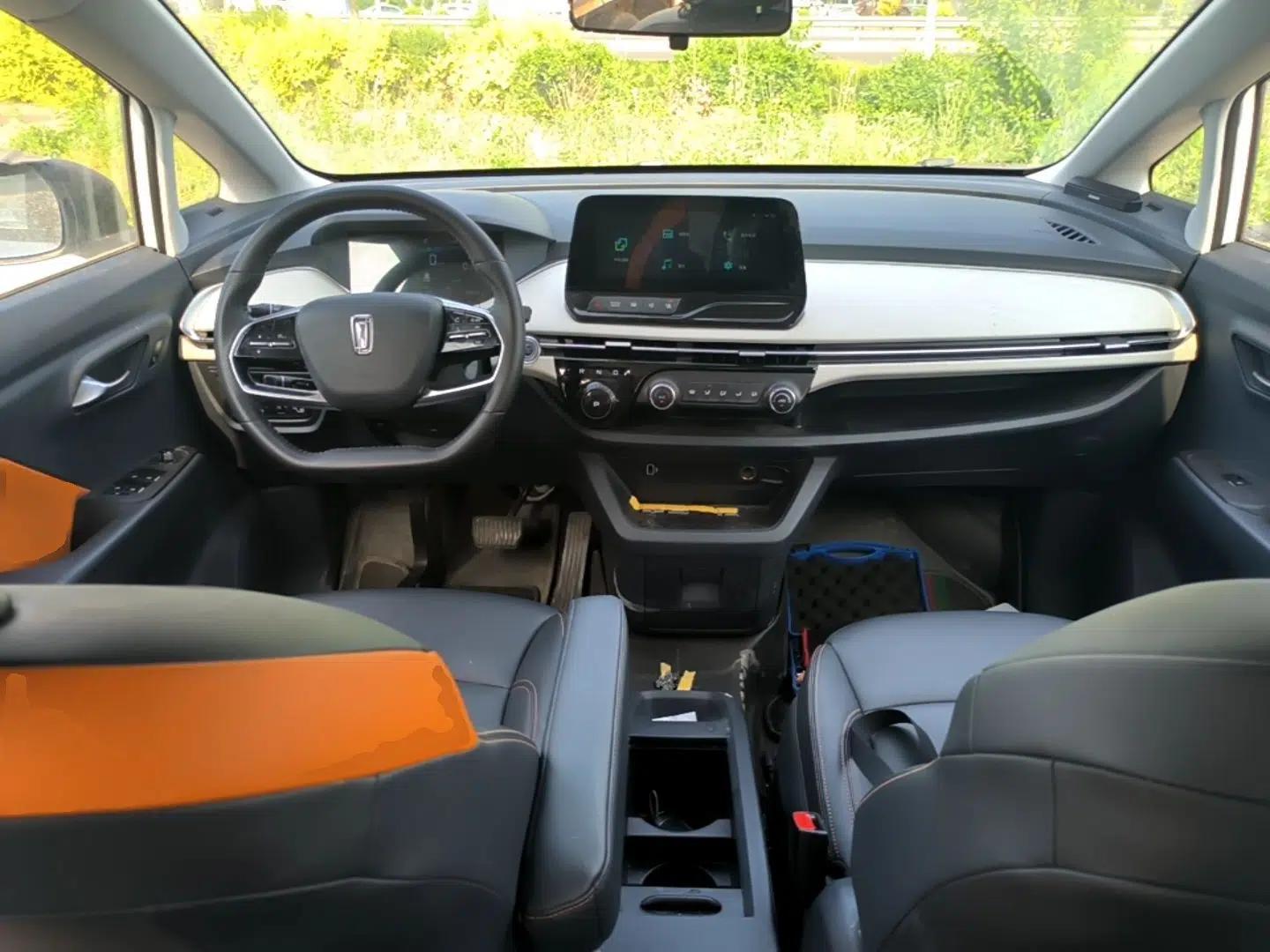 Bestune NAT 2023 PRO Comfortable Travel Extended Range Battery-Swap Version 401km — миниатюра 13