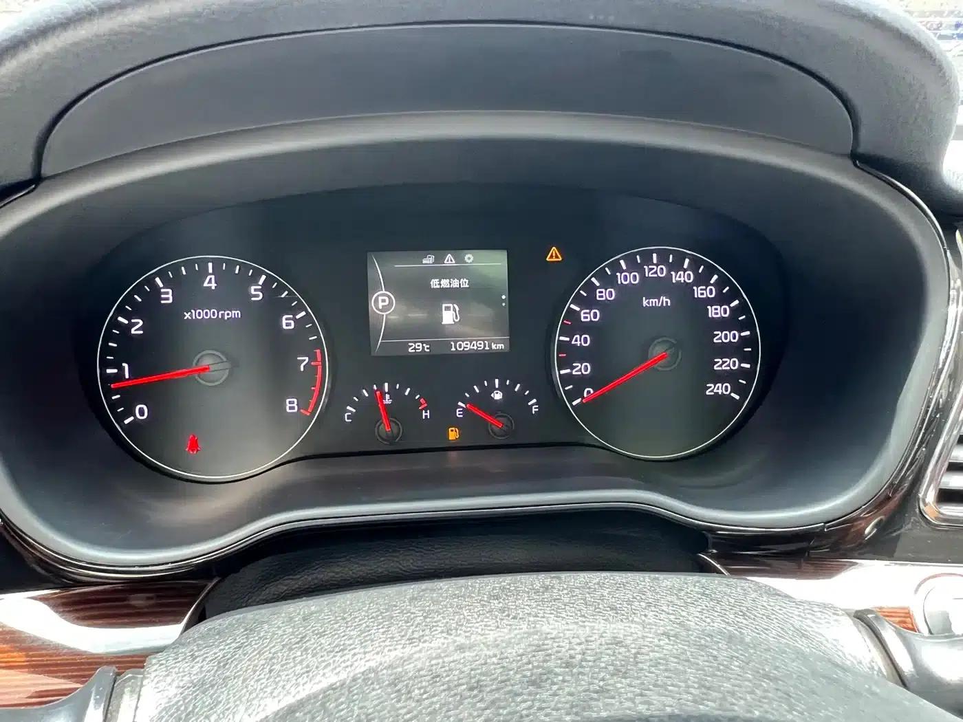 Kia K4 2015 1.8L Automatic GLS Special — миниатюра 13
