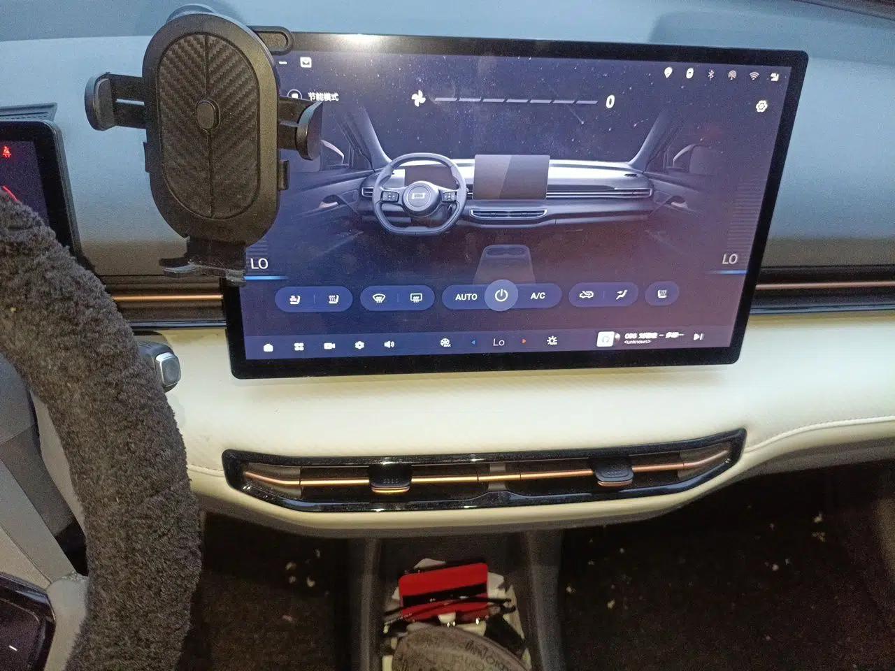 Bestune Yueyi 03 2025 565km Comfort Edition — миниатюра 14