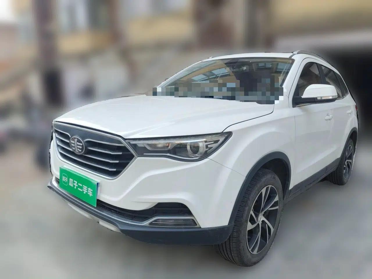 Bestune X40 2019 1.6L Manual Luxury Edition China VI — миниатюра 1