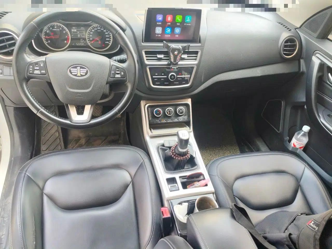 Bestune X40 2019 1.6L Manual Luxury Edition China VI — миниатюра 6