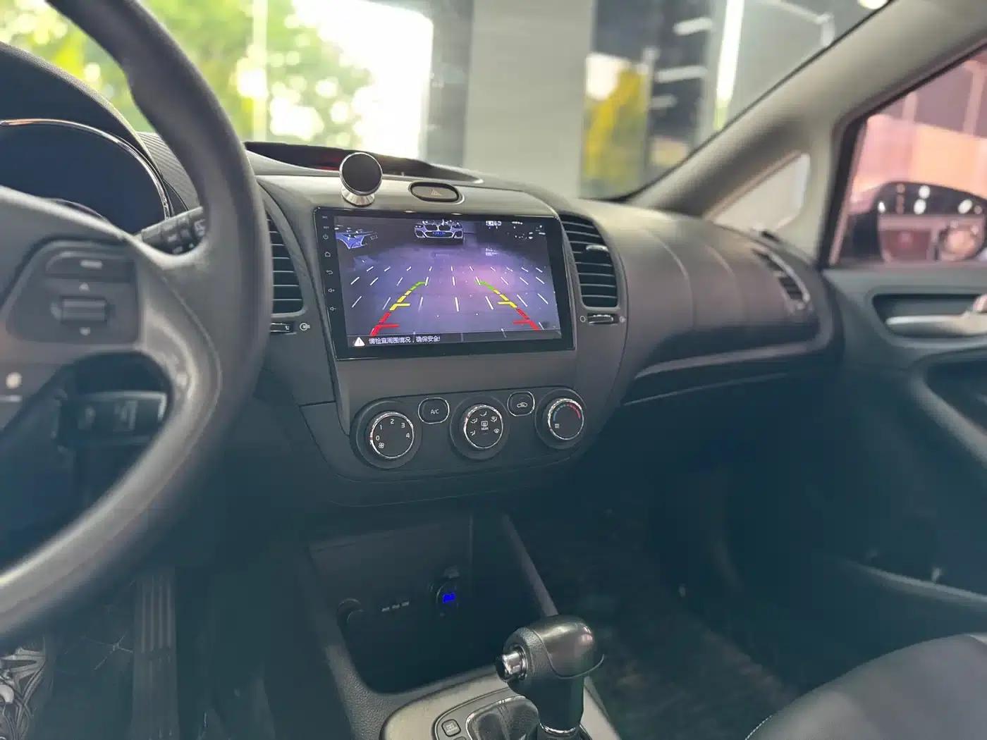 Kia K3S 2014 1.6L Automatic GL — миниатюра 12