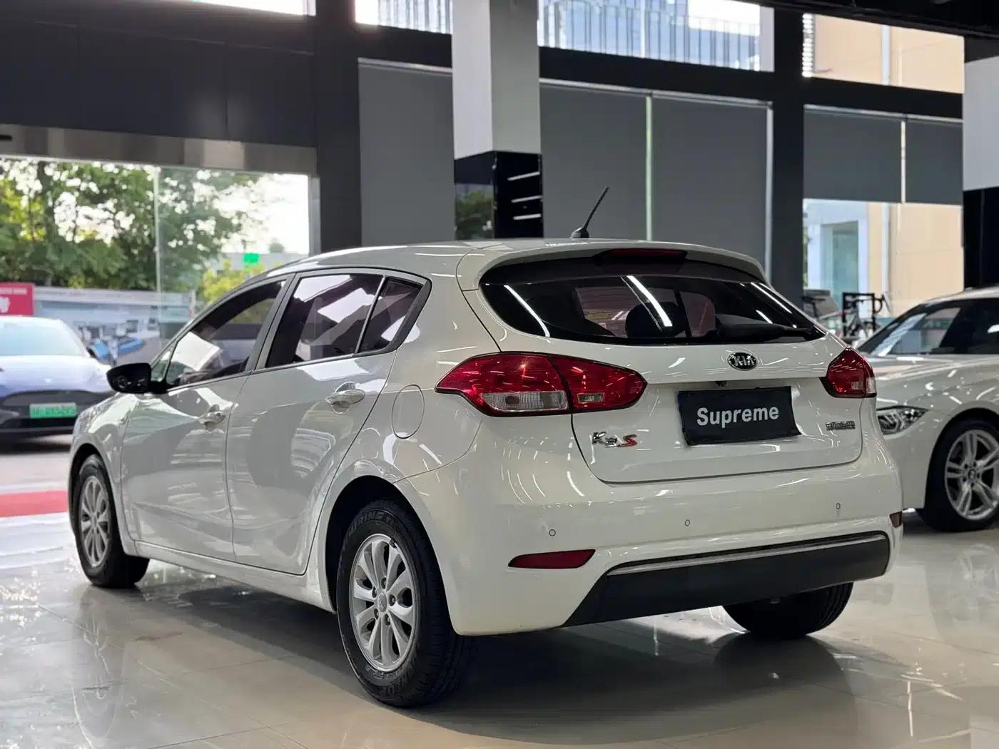 Kia K3S 2014 1.6L Automatic GL — миниатюра 7