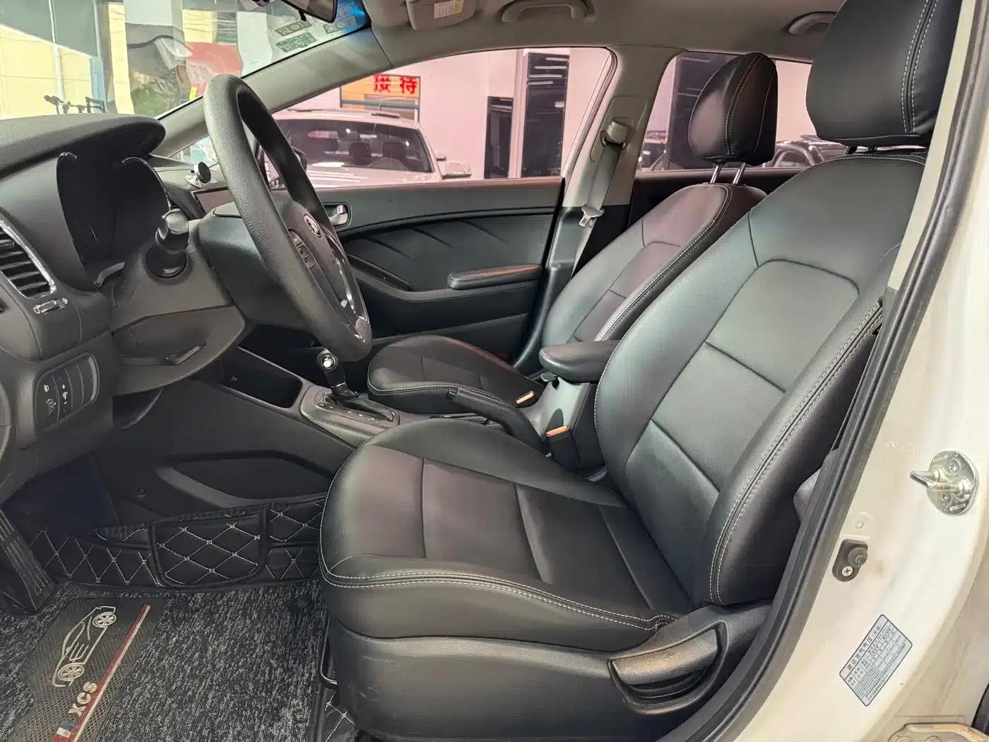 Kia K3S 2014 1.6L Automatic GL — миниатюра 9