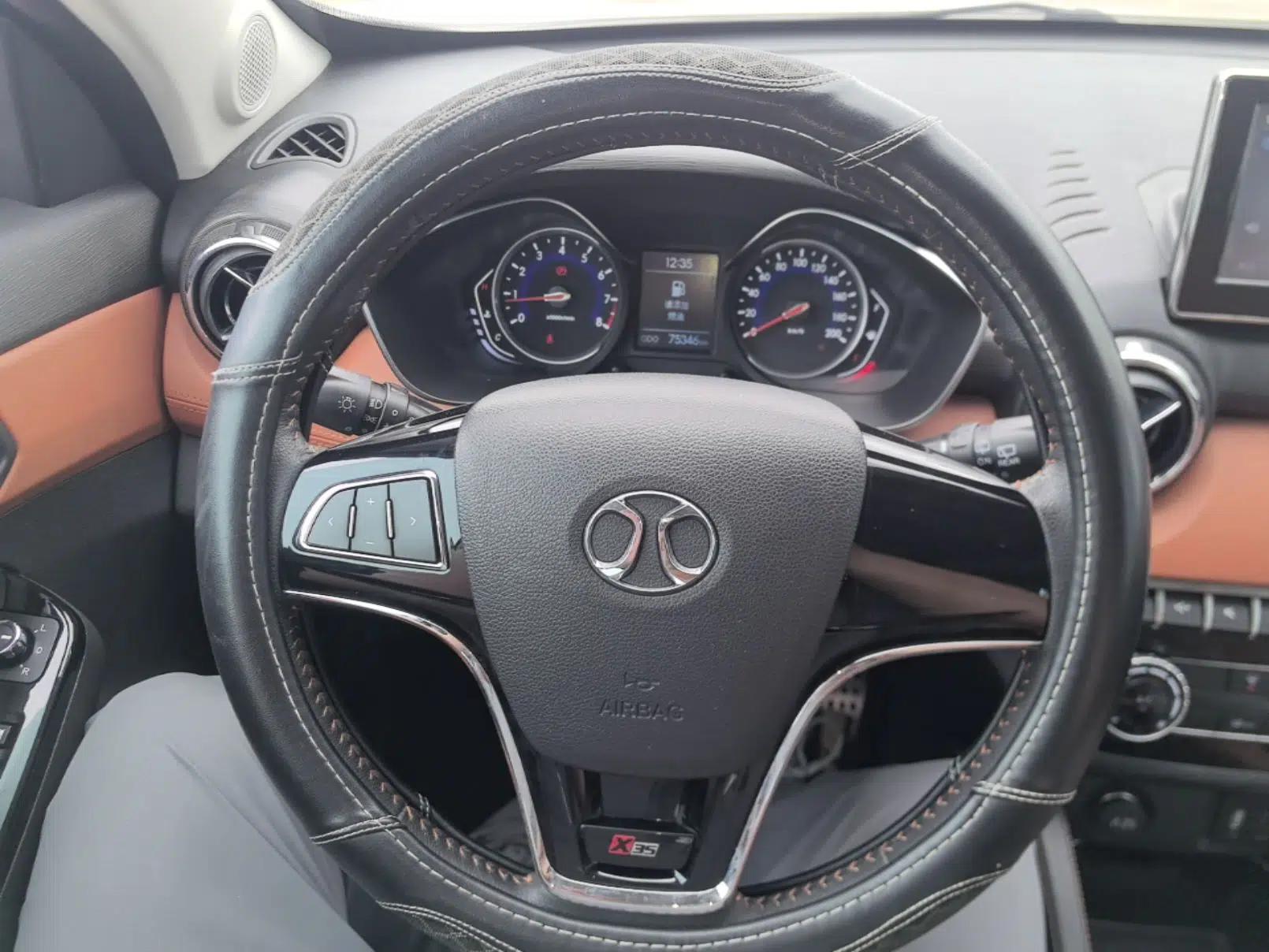 BAIC Senova X35 2016 1.5L Manual Luxury Edition — миниатюра 13