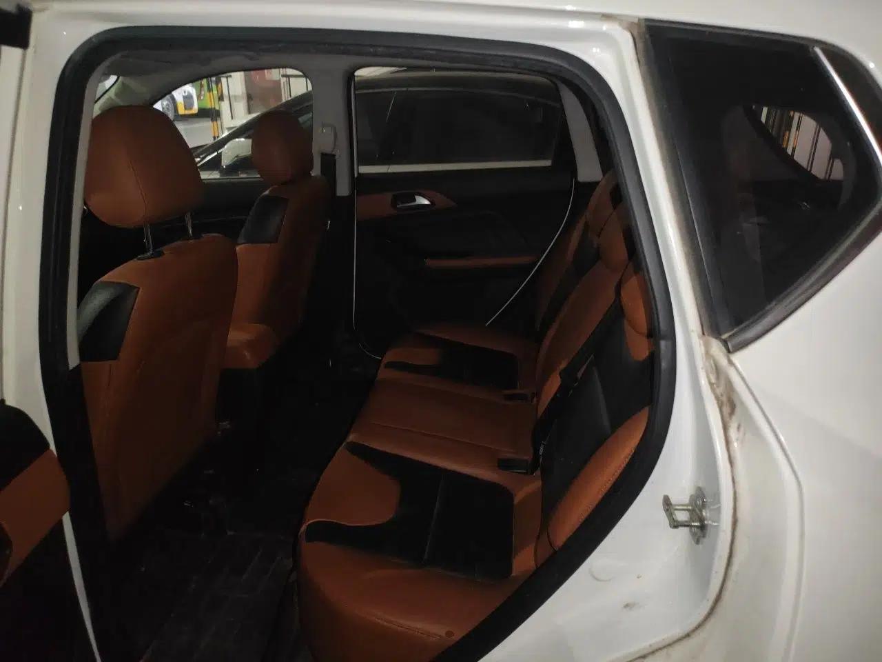 BAIC Senova X35 2016 1.5L Automatic Luxury Edition — миниатюра 18