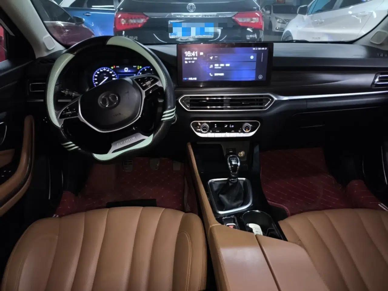 BAIC Beijing U7 2019 1.5T Manual New Smart Version China V — миниатюра 12