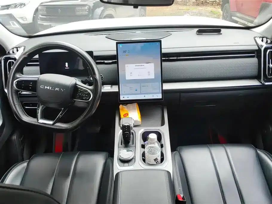 Explore 06 2023 Facelift Urban Edition 1.6T 2WD Comfort — миниатюра 12