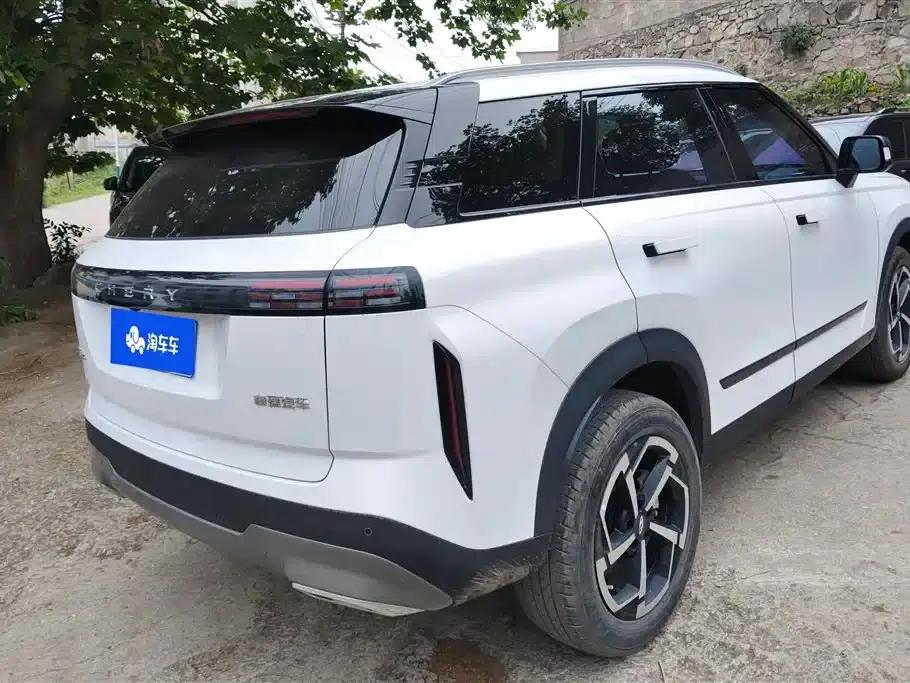 Explore 06 2023 Facelift Urban Edition 1.6T 2WD Comfort — миниатюра 3