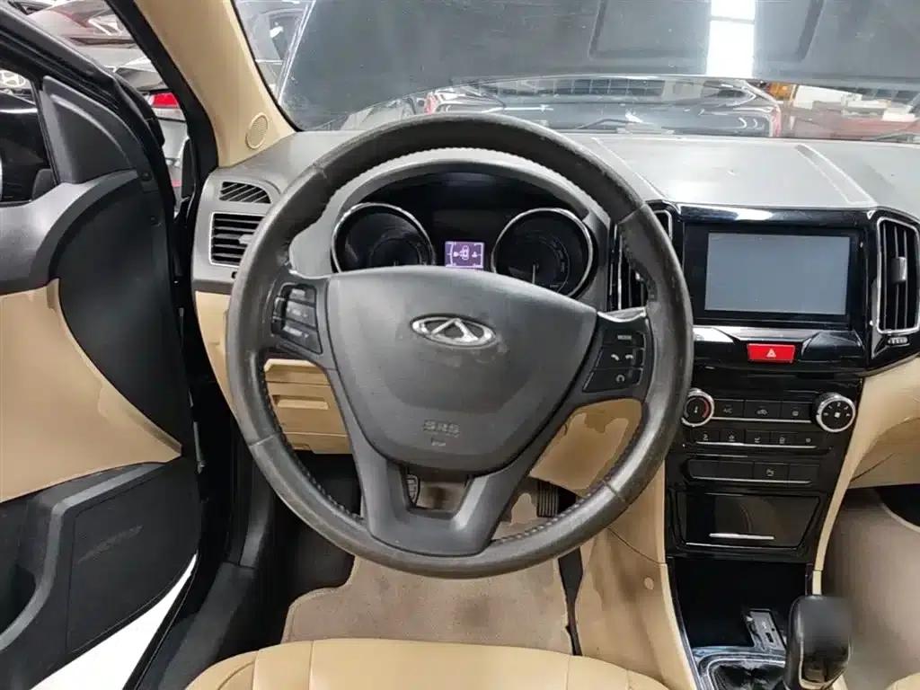 Chery E3 2015 1.5L Manual Smart Edition — миниатюра 11