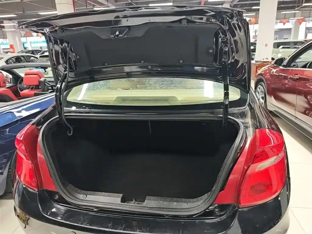 Chery E3 2015 1.5L Manual Smart Edition — миниатюра 19