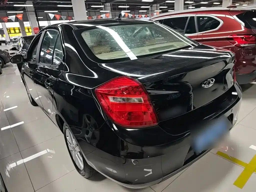 Chery E3 2015 1.5L Manual Smart Edition — миниатюра 5