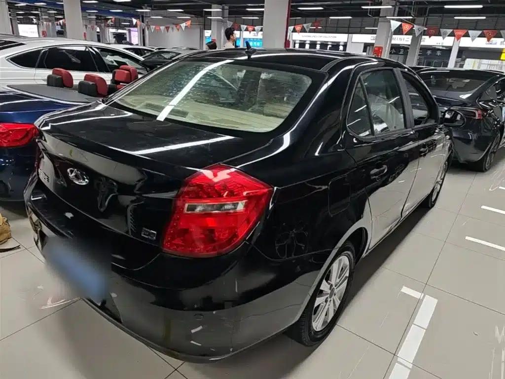 Chery E3 2015 1.5L Manual Smart Edition — миниатюра 7