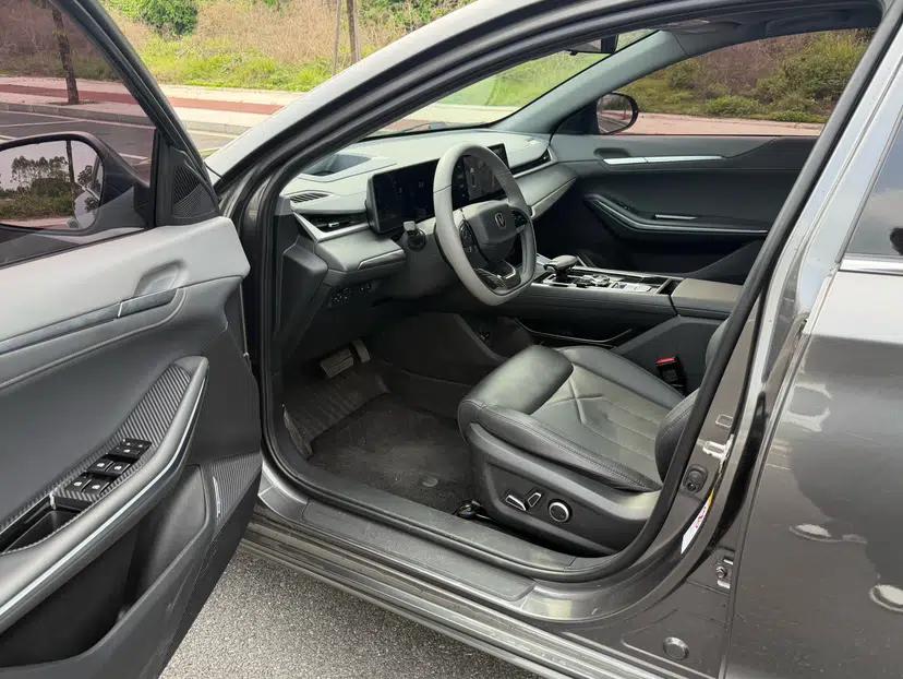 CHANGAN Ruicheng PLUS 2023 1.5T DCT Navigation Edition — миниатюра 8