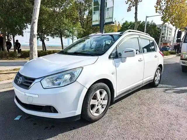Venucia D50 2013 1.6L Automatic Fashion Edition