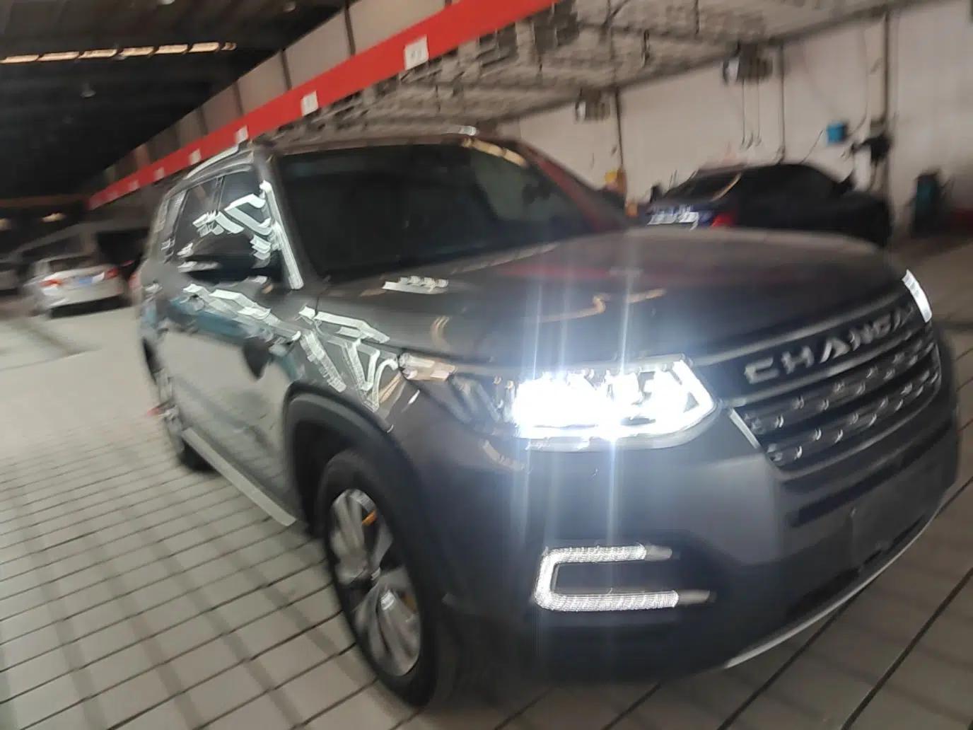 CHANGAN CS95 2017 2.0T Four-Wheel Drive ZhiZun Edition — миниатюра 3