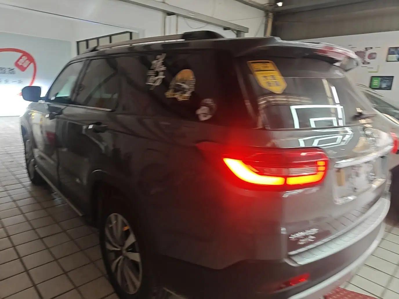 CHANGAN CS95 2017 2.0T Four-Wheel Drive ZhiZun Edition — миниатюра 4