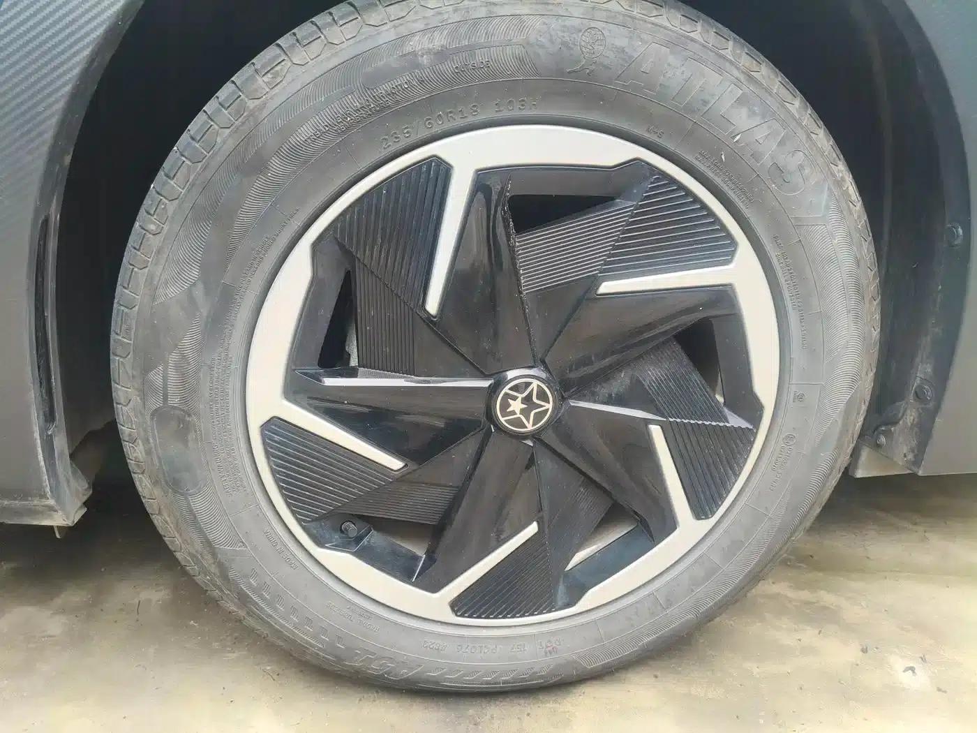 Venucia VX6 2023 520 Max — миниатюра 4