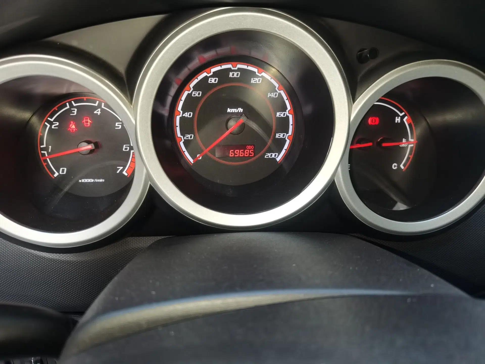 CHANGAN CX20 2014 1.4L Manual Sport Version China IV Standard — миниатюра 13