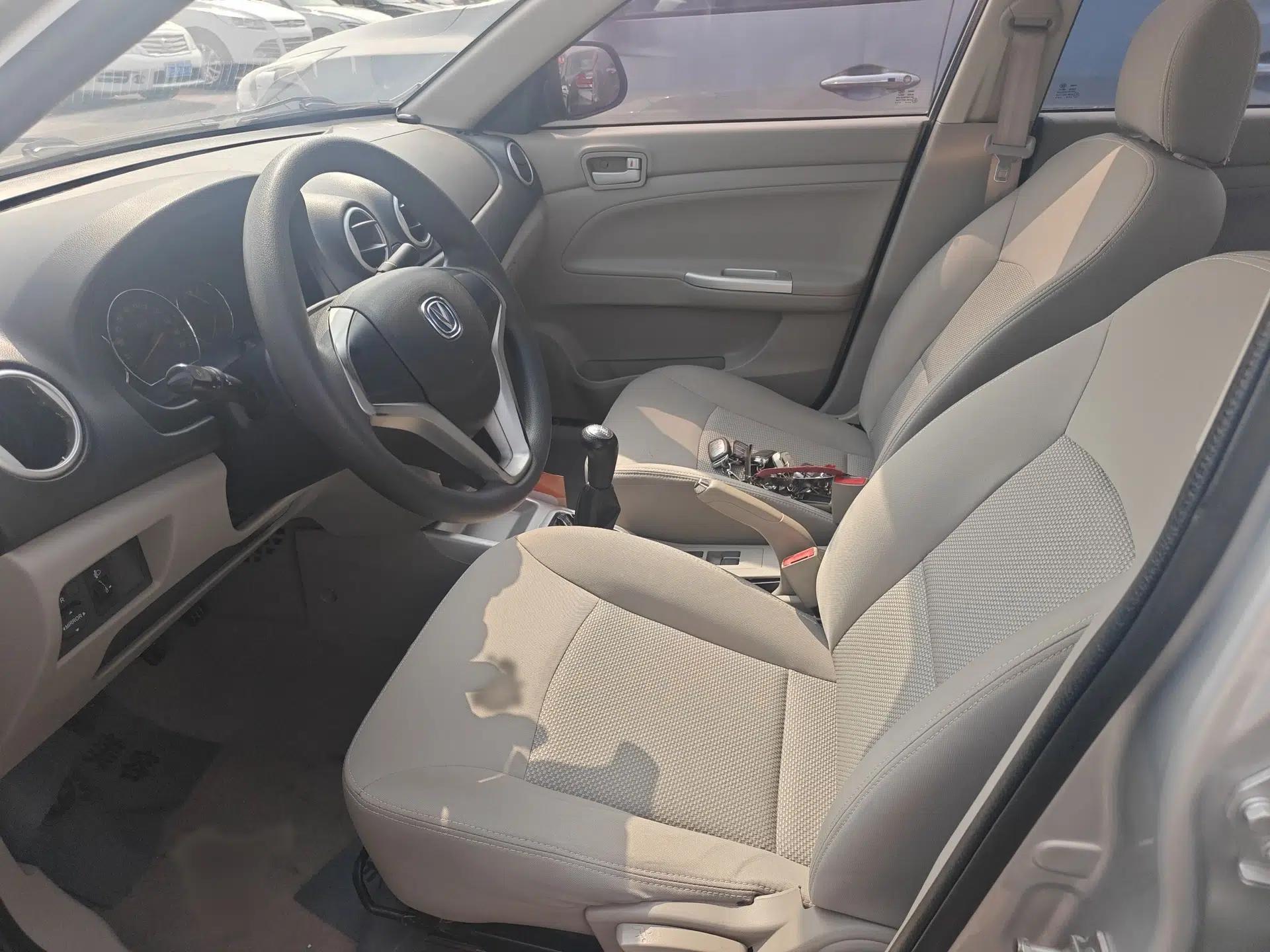 CHANGAN Alsvin V3 2012 1.3L Manual Comfort Version China IV Standard — миниатюра 7