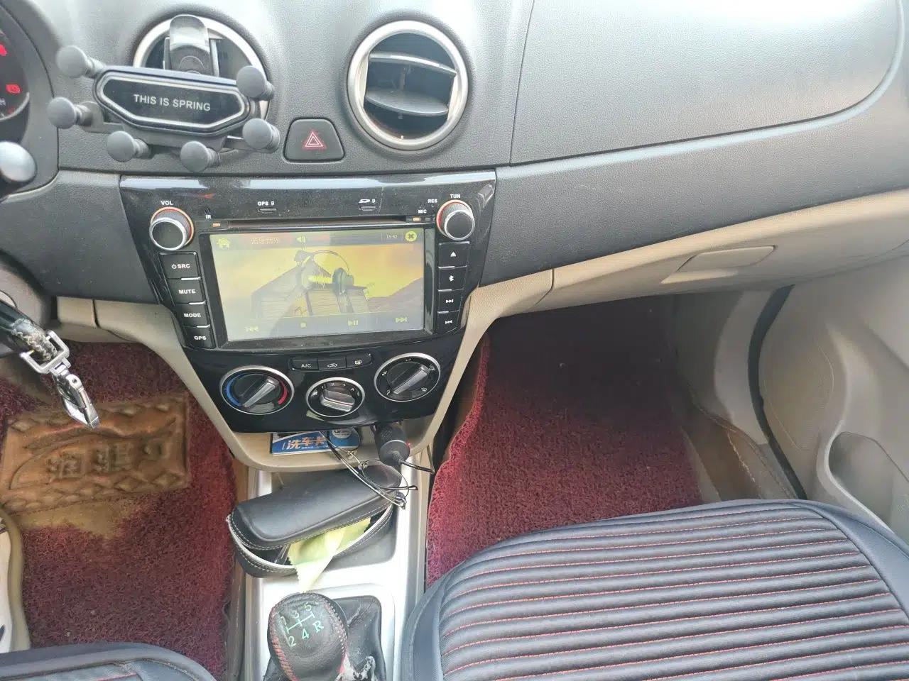 CHANGAN Alsvin V3 2015 1.4L Manual Meiruan Model China V Standard — миниатюра 14