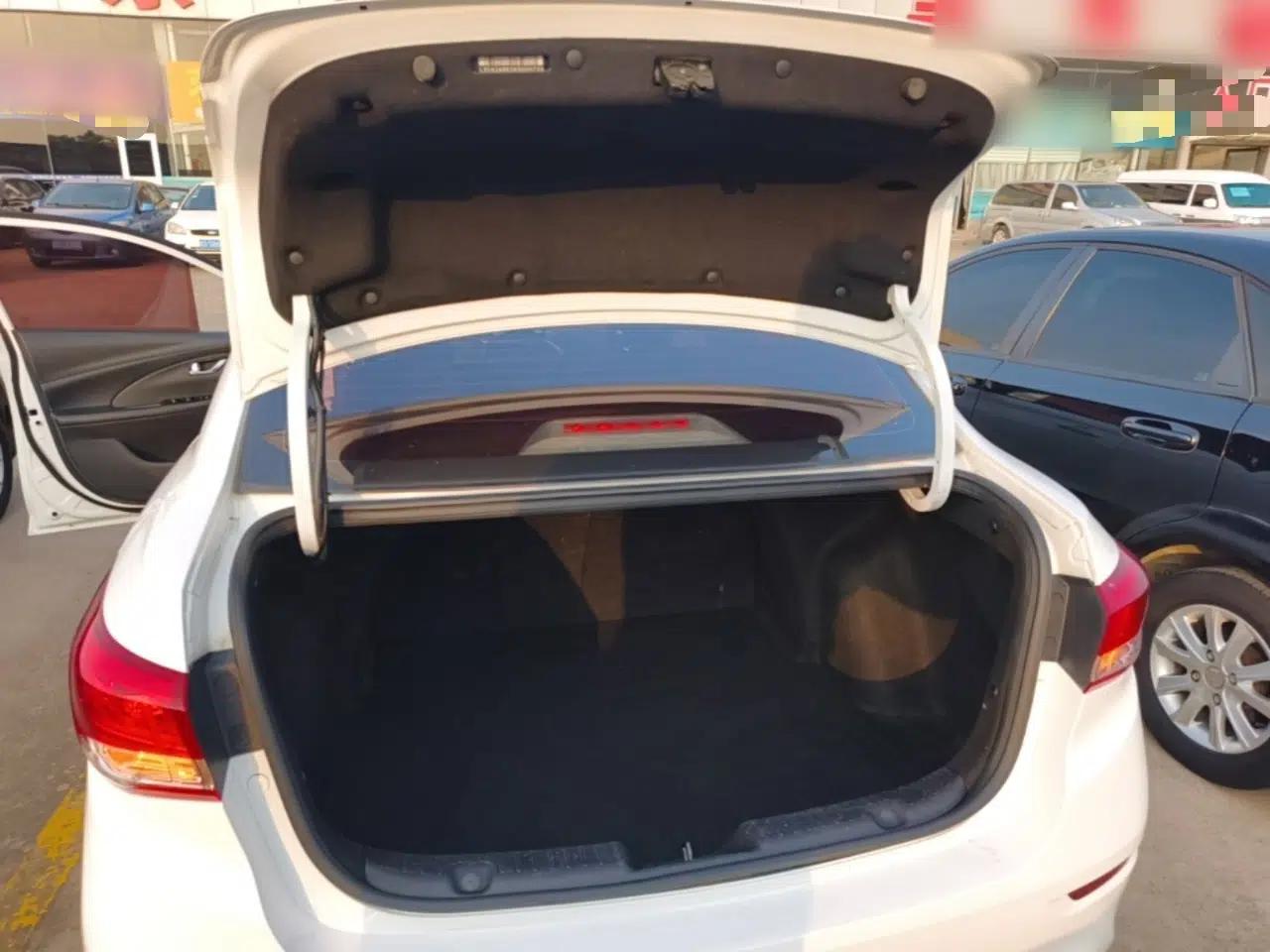 CHANGAN Alsvin 2018 1.4L Manual Comfort Model China V Standard — миниатюра 22