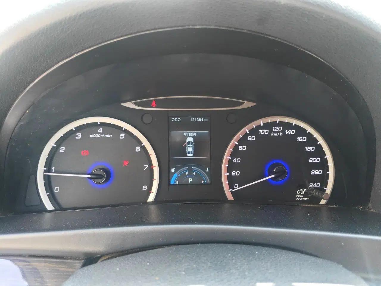 CHANGAN Raeton 2016 1.8T Automatic Smart Enjoyment Zunchi Model — миниатюра 12