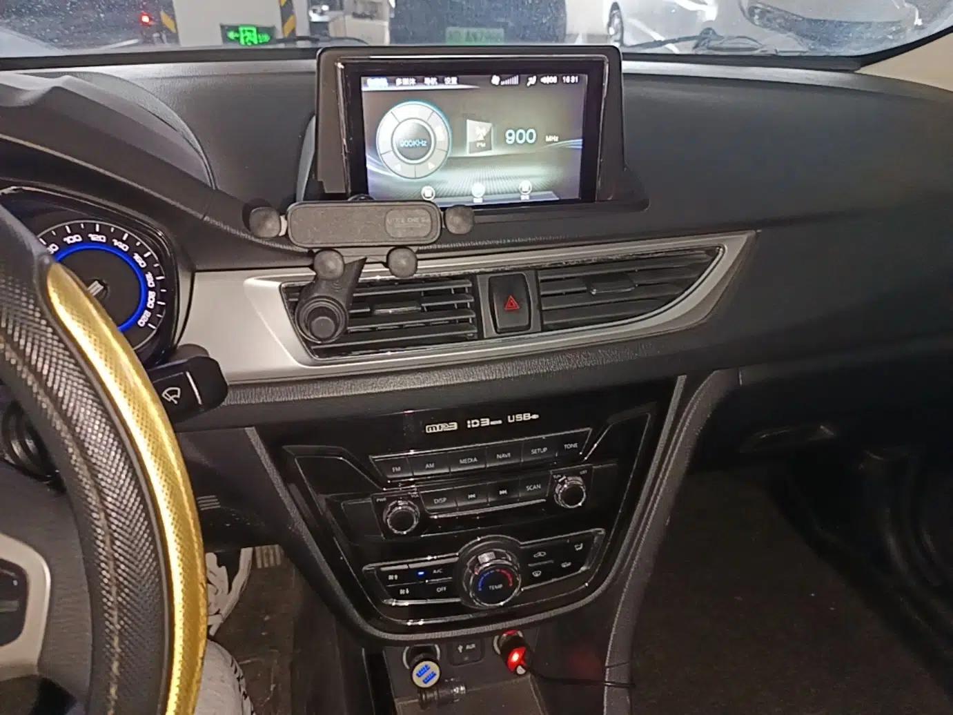 CHANGAN Alsvin V7 2015 1.6L Manual Enjoyment Model China V Standard — миниатюра 16