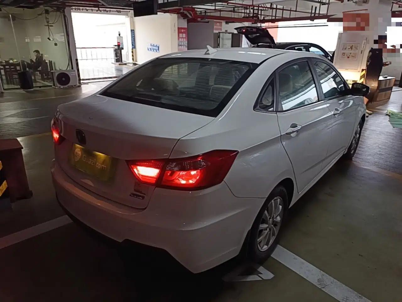 CHANGAN Alsvin V7 2015 1.6L Manual Enjoyment Model China V Standard — миниатюра 6