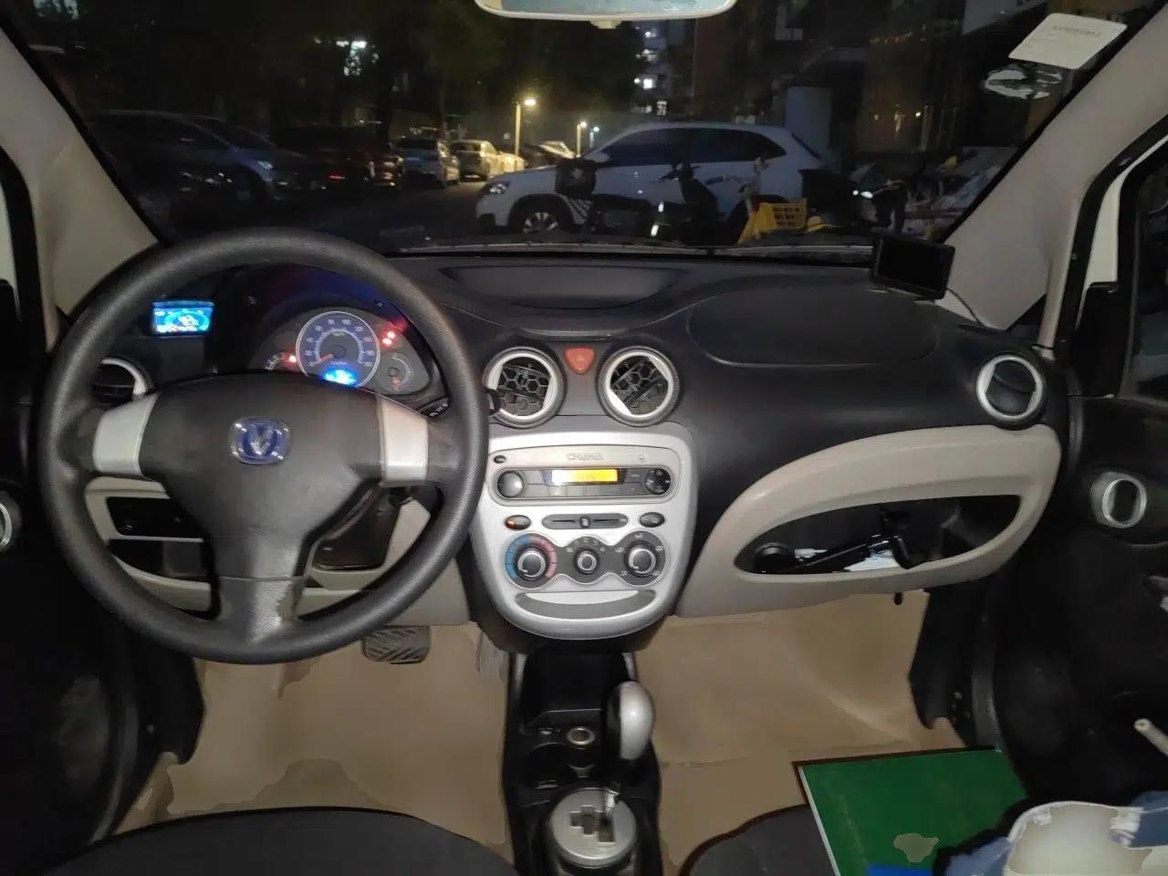 CHANGAN Benni mini 2012 1.0L IMT Fashion Edition China IV Standard — миниатюра 10