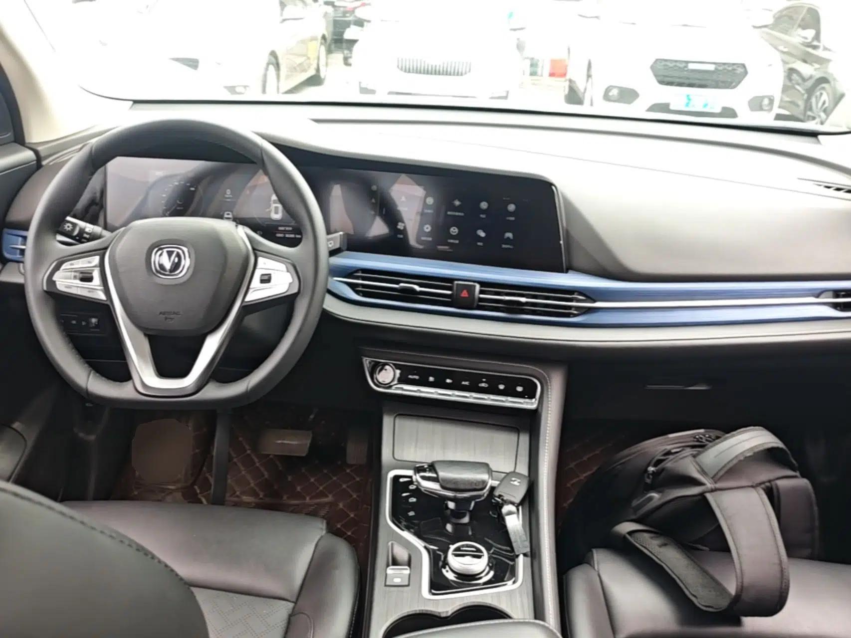 CHANGAN CS55 Electric Version 2020 Standard Range Smart Enjoyment Version — миниатюра 13
