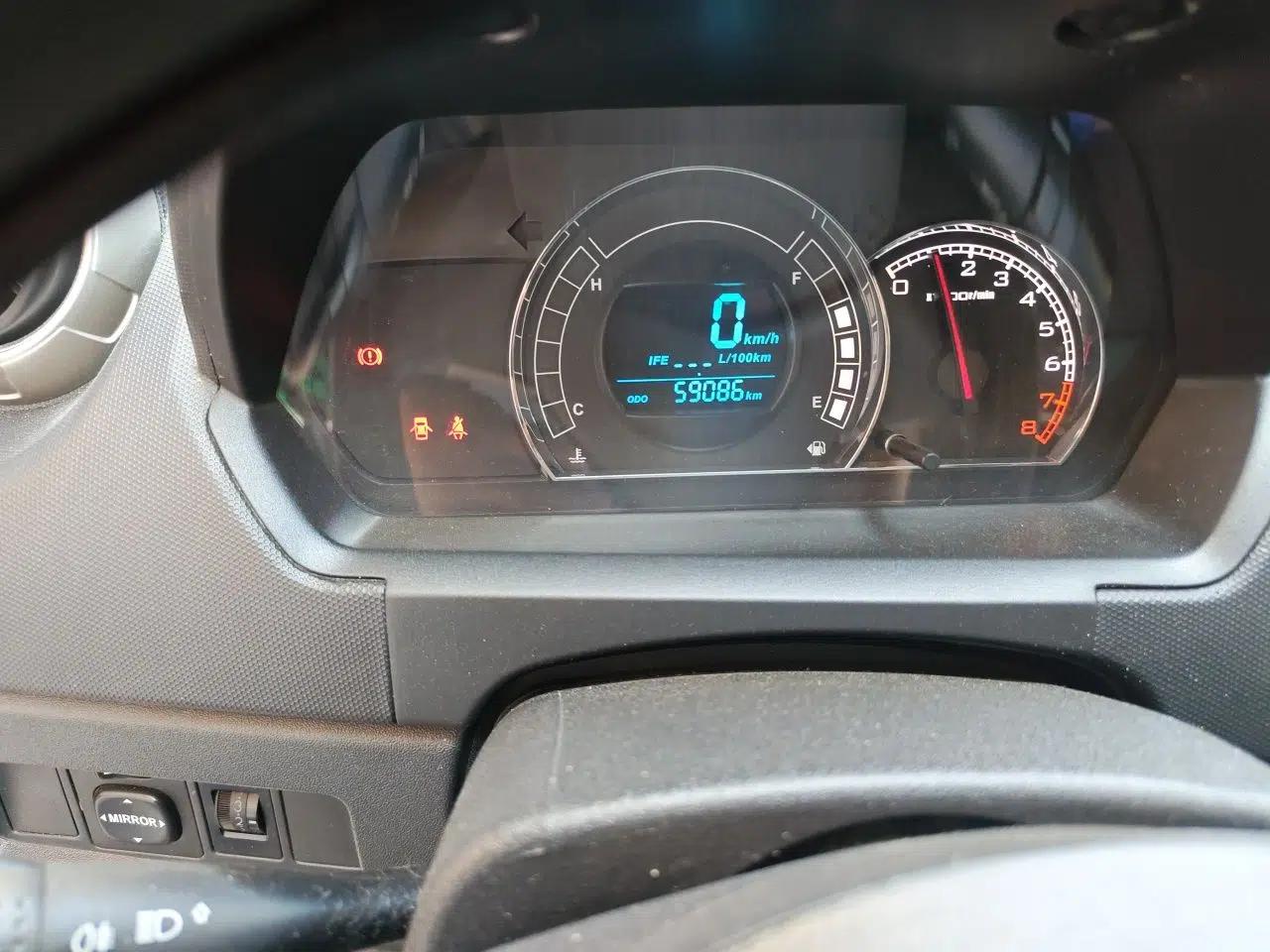 Great Wall M4 2012 1.5L Manual Comfort Version — миниатюра 13
