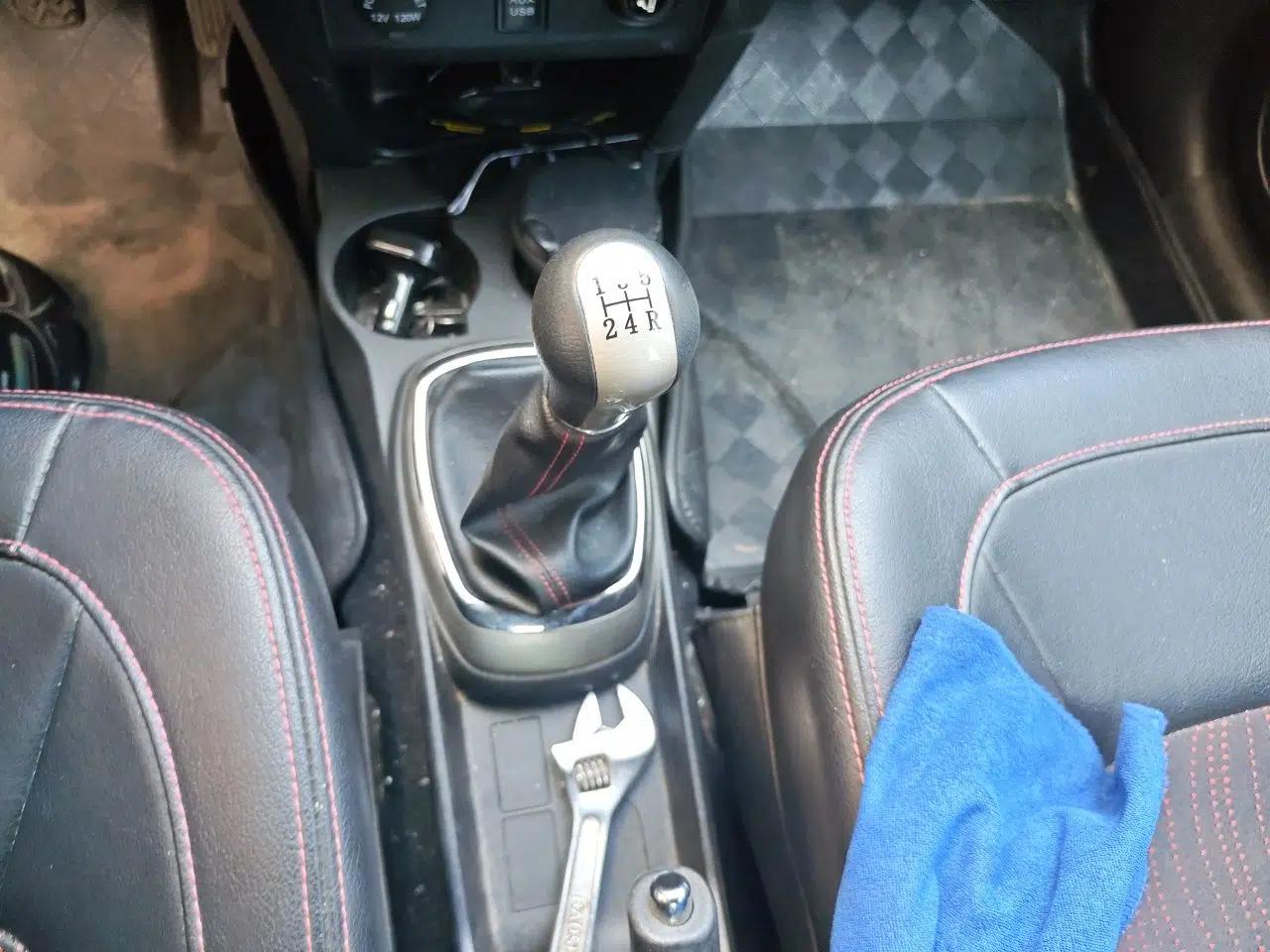 Great Wall M4 2012 1.5L Manual Comfort Version — миниатюра 15