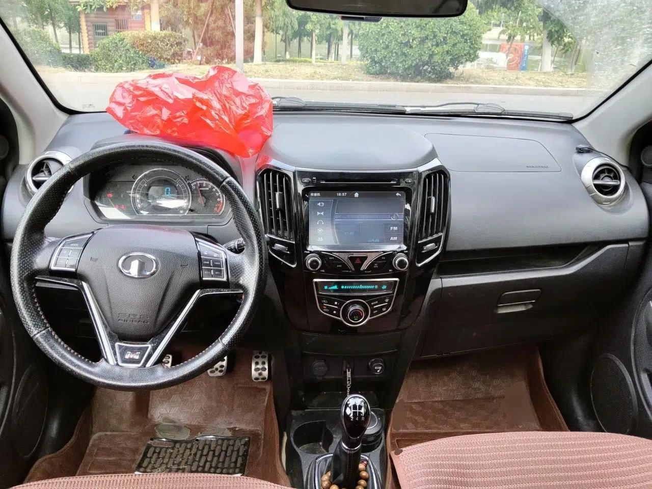 Great Wall M4 2014 1.5L Manual Comfort Model — миниатюра 10