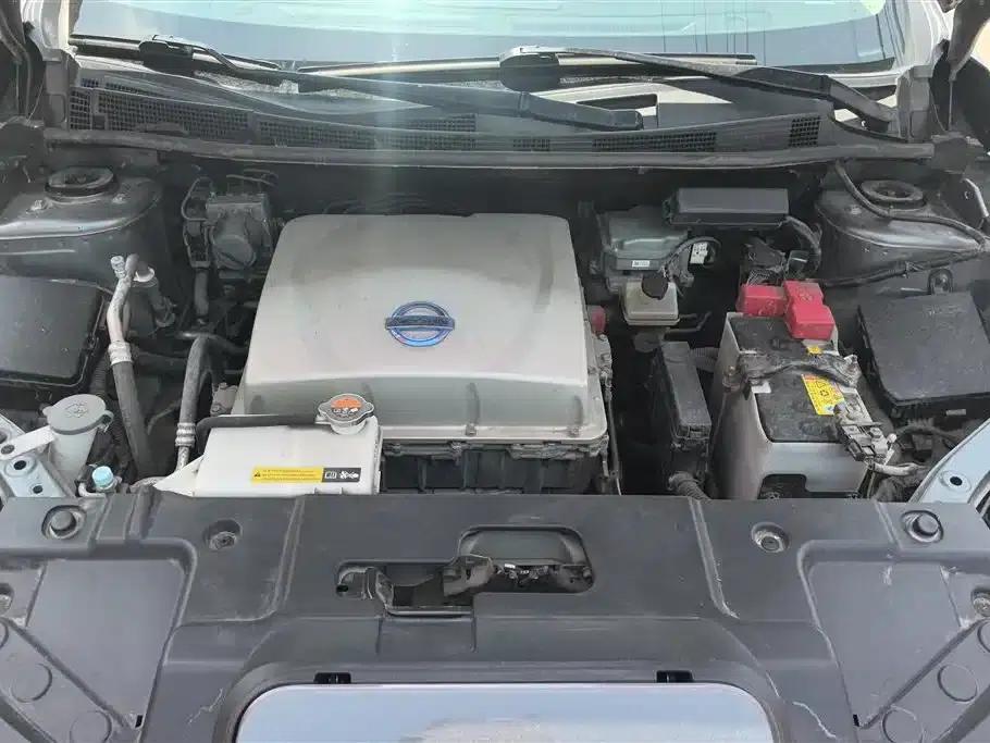 Nissan Sylphy EV 2018 Smart Edition — миниатюра 10