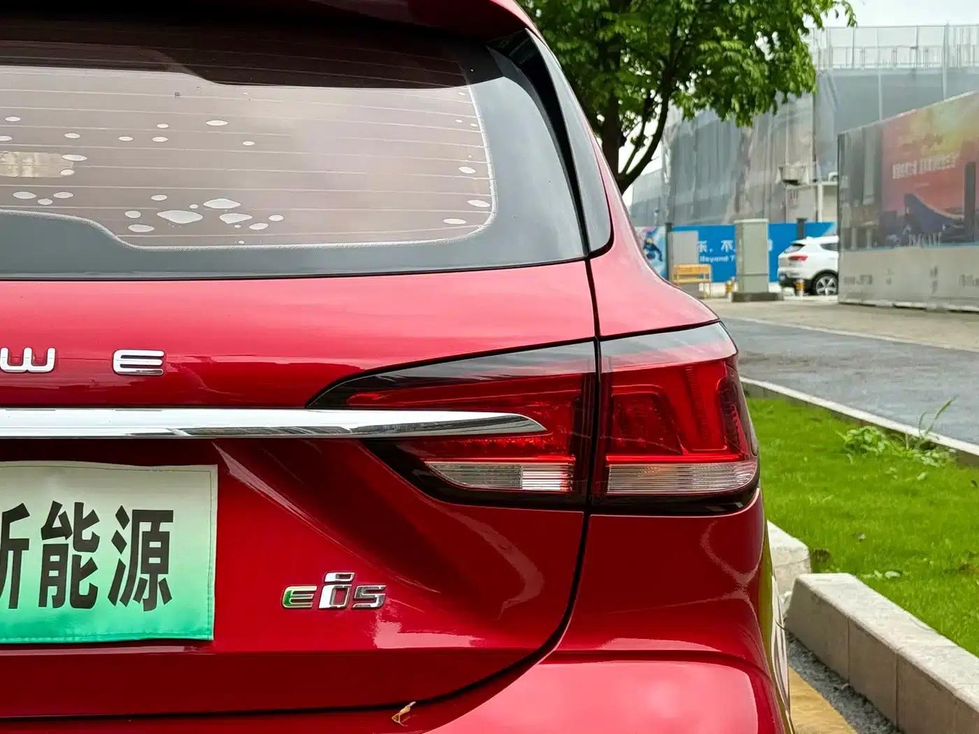 Roewe Ei5 2018 Internet Luxury Edition — миниатюра 13