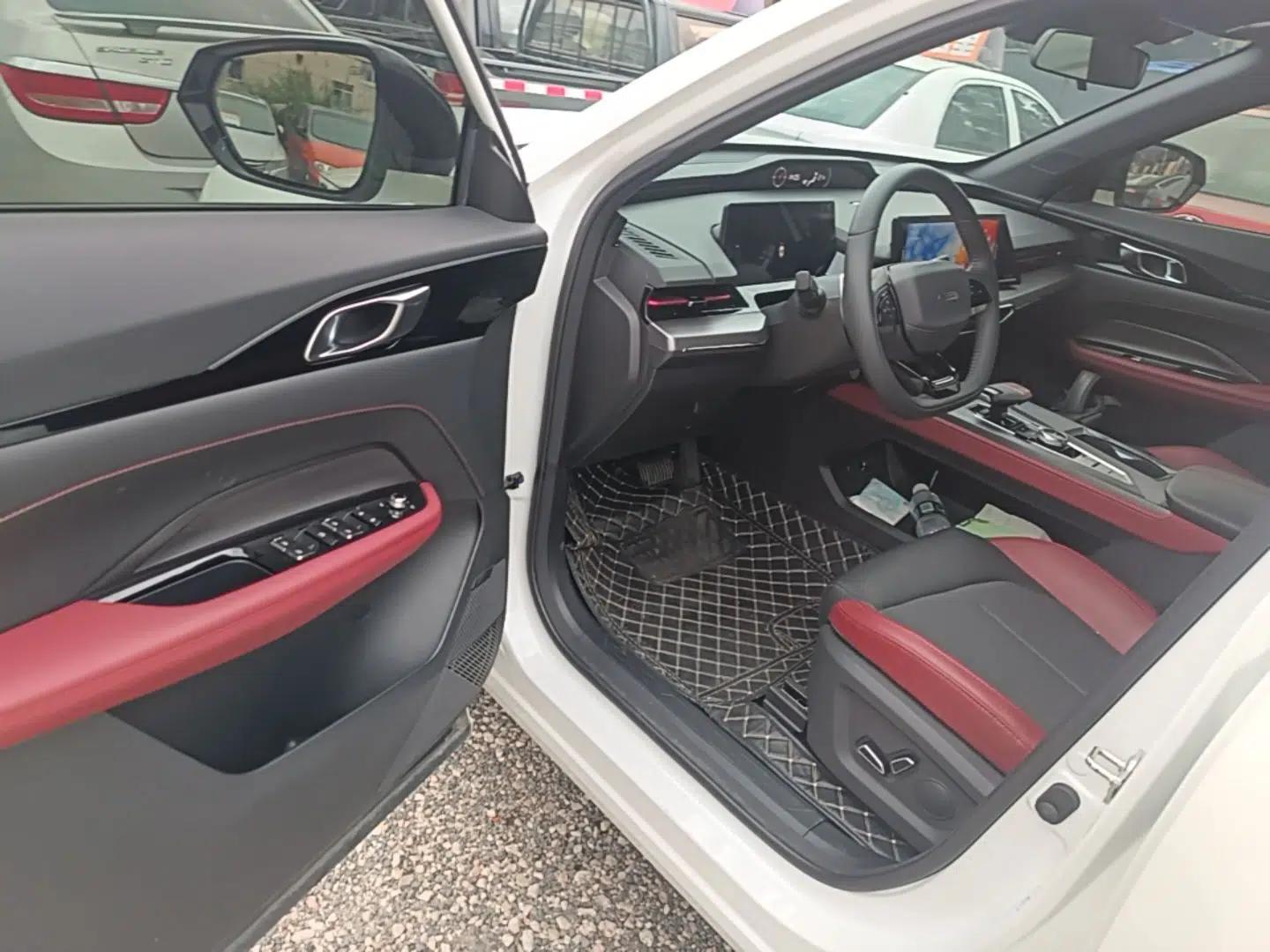 CHANGAN OSHAN Z6 2023 Blue Whale 2.0T Automatic Smart Drive Model — миниатюра 19