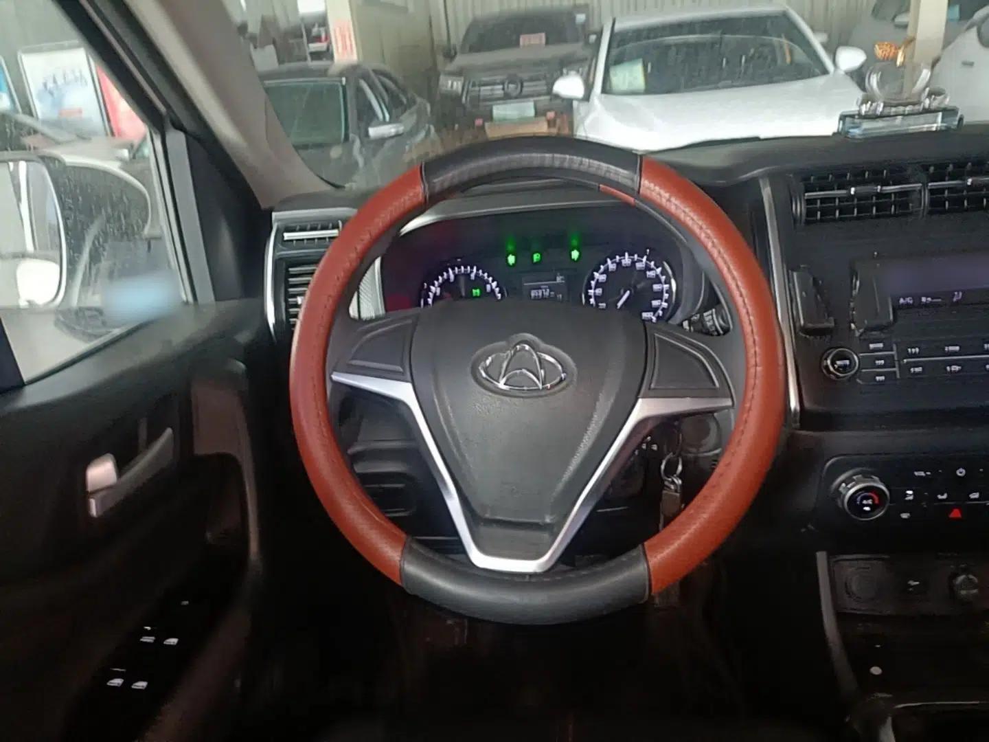 CHANGAN OSHAN X70A 2018 1.5L Manual Standard Edition — миниатюра 14