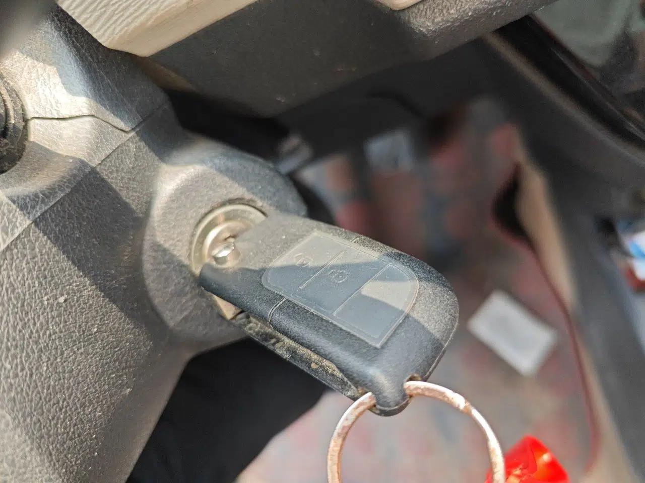 CHANGAN OSHAN Olisway 2013 1.4L Manual Jingxiang Model — миниатюра 9
