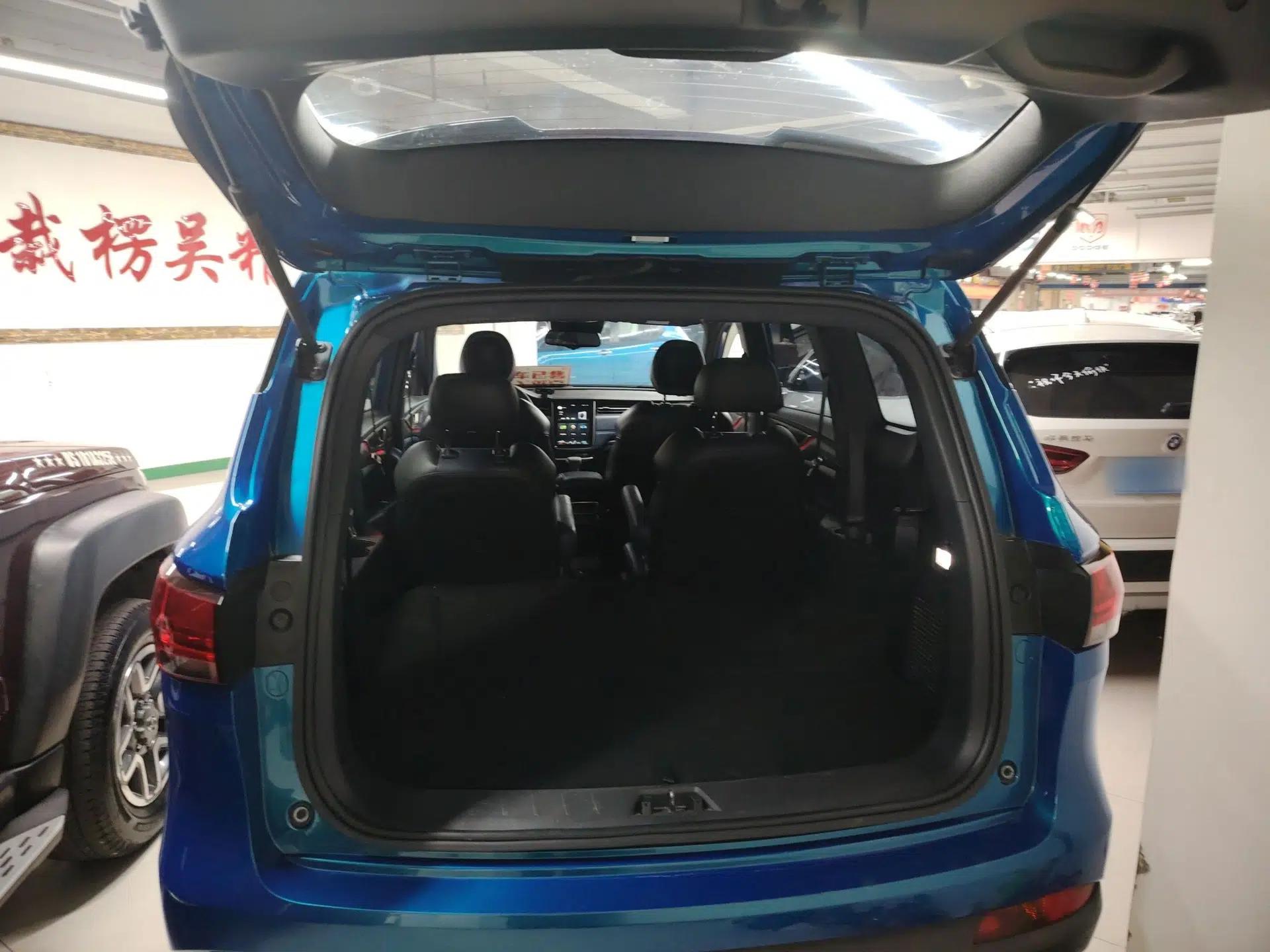 CHANGAN OSHAN COS1 2018 1.5T Automatic Miao 7-Seater — миниатюра 10