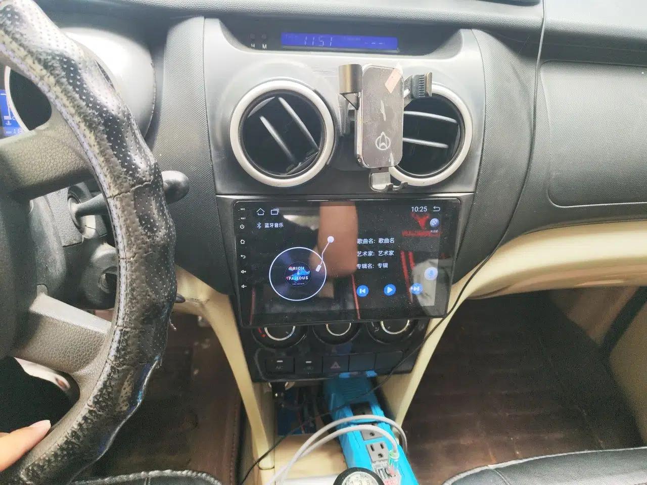 CHANGAN KAICHENG Ounuo S 2013 1.5L Elite Model — миниатюра 14